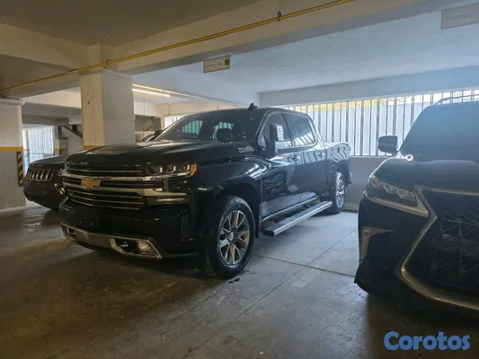 jeepetas y camionetas - chevolet silverado high country 2021 4