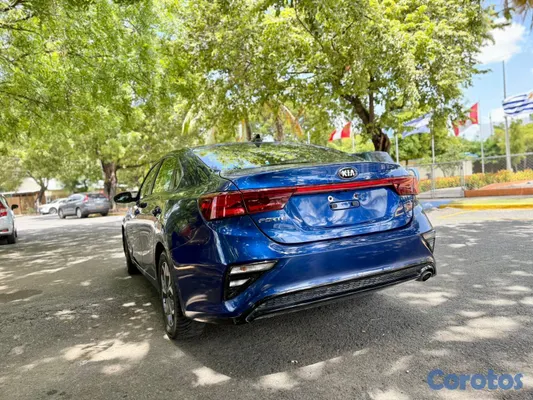 carros - kia forte 2019  3
