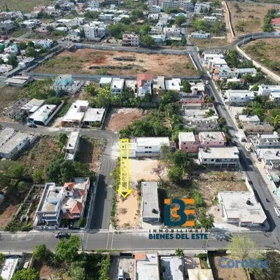 solares y terrenos - Se vende solar con 241 metros en Residencial Naime 3