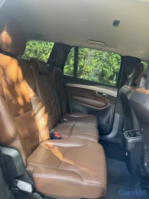 jeepetas y camionetas - Volvo XC90 Momentum D5 3