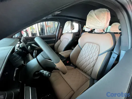 jeepetas y camionetas - BYD Tang 2023 Blanca 0 KM, Eléctrica AWD, Garantía de Fábrica Vigente* 7