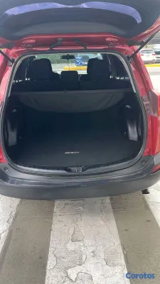 jeepetas y camionetas - Toyota rav4 2015 3