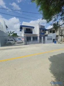 hermosa casa de 2 niveles moderna