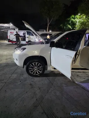 jeepetas y camionetas - Toyota Land Cruiser Prado 2024 11