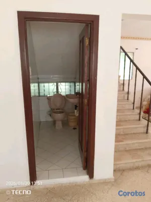casas - 🏡 Casa en venta de 3 niveles, 240 m2 - RD$14,000,000  5