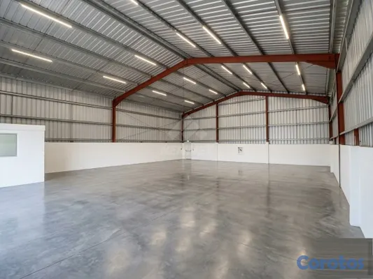 oficinas y locales comerciales - NAVE INDUSTRIAL ALMACENA PROXIMO AUTOPISTA DUARTE  2