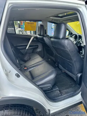 jeepetas y camionetas - 🔥🚨 ¡TOYOTA RAV4 2016 EXL EN VENTA! 🚨🔥 3