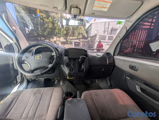 jeepetas y camionetas - TOYOTA LITE ACE 2013 9