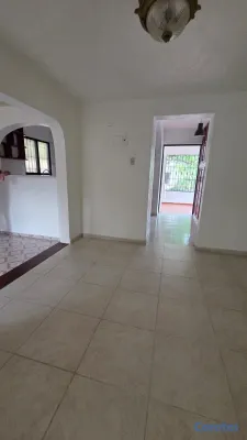 casas - Venta-Alquiler, Local Comercial-Almacen, 575 m2 (3 8