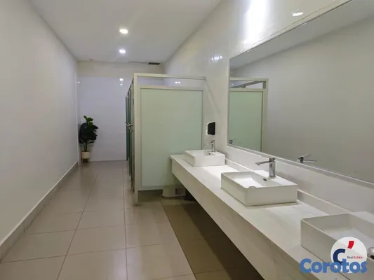 apartamentos - Edificio Comercial en Alquiler Ensanche Naco 9