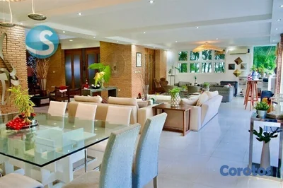 Villa en Metro Country club Hermosa