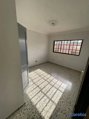 apartamentos - Casa en Alquiler para Uso Comercial en San Geronimo 2