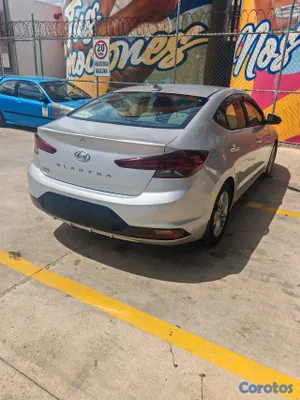 carros - Hiunday elantra 2020, clean carfax, nítido.  2
