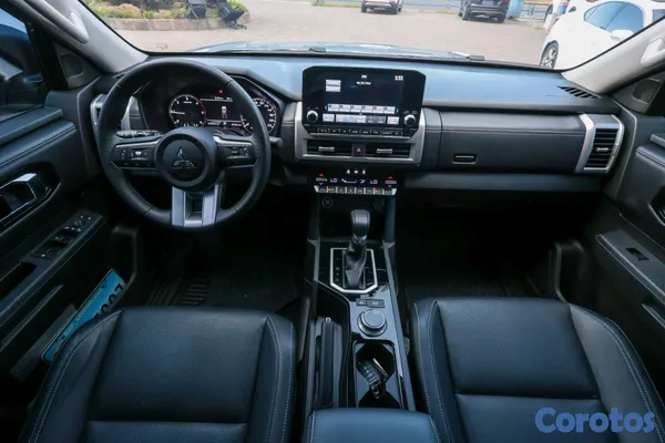 jeepetas y camionetas - mitsubishi l200 2025 6
