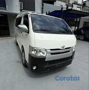 jeepetas y camionetas - Toyota Hiace 2017
 2