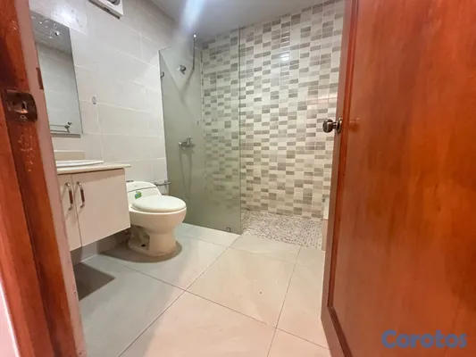 casas - ¡OPORTUNIDAD! HERMOSA Y SEGURA CASA DE DOS NIVELES 11