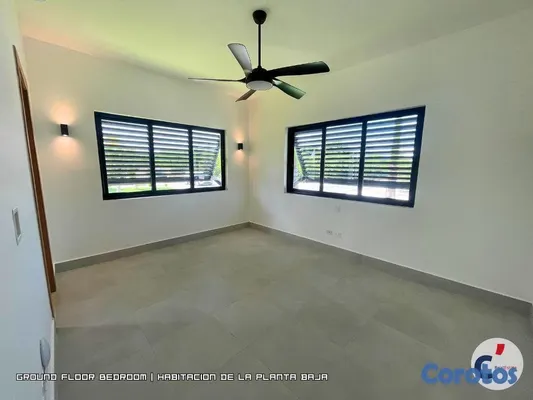 casas - Villa de 4 habitaciones con piscina climatizada en 10
