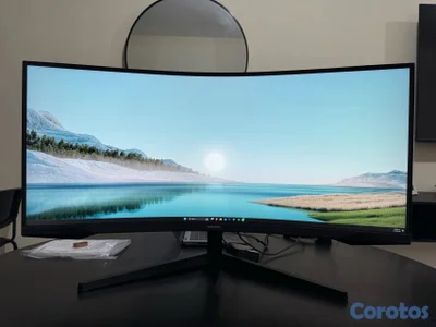Samsung Odyssey G5 34” UltraWide 165Hz Curvo Gaming