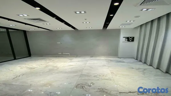 oficinas y locales comerciales - Local en alquiler en torre corporativa ubicada en Piantini 3