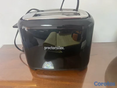 Tostadora Proctor Silex Negra