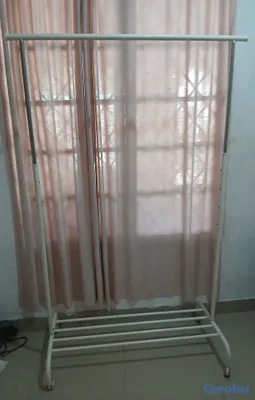 muebles y colchones - Rack de ropas de Ikea  4