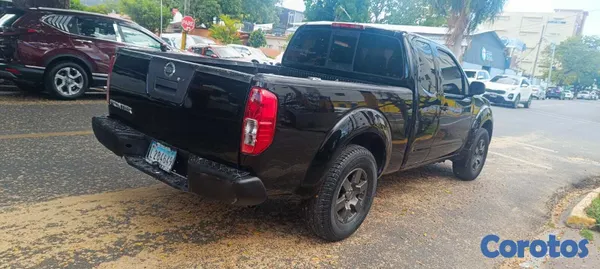 jeepetas y camionetas - NISSAN FRONTIER 2005 MANUAL 4 CILINDROS 4X2 4