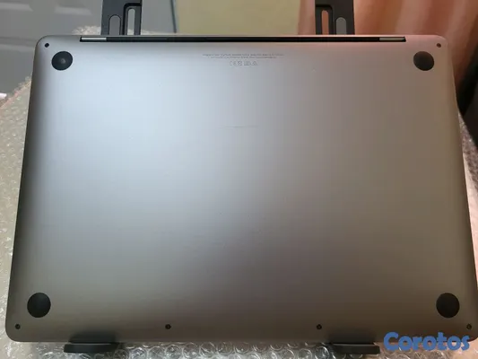 computadoras y laptops - Macbook Pro 2020-- Chip M1-- 3