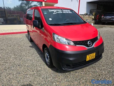 Nissan nv 200 2017 