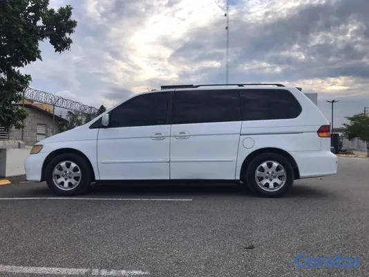 jeepetas y camionetas - Honda odyssey 2004 6