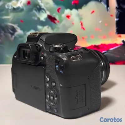 camaras y audio - Cámara Canon T7i en excelente condiciones 4