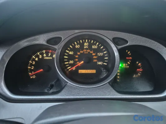 jeepetas y camionetas - Toyota Highlander 4x2 2001  7