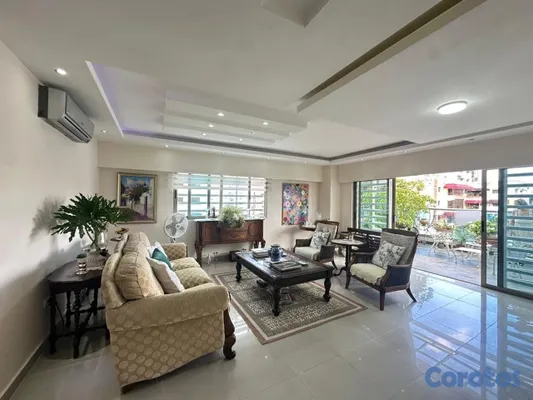 apartamentos - vendo Evaristo Morales tres habitaciones con su baño dos parqueos balcón tipo te 5