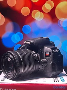 Cámara Canon T5i como nueva con pantalla touch y graba video full HD 