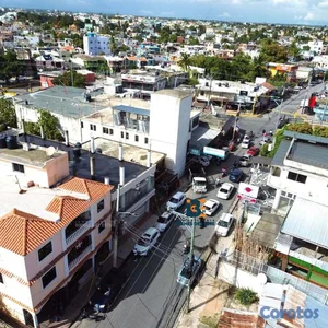 DE VENTA Amplio LOCAL COMERCIAL de Dos Niveles 📍EN