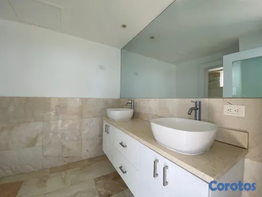 apartamentos - vista al mar piso 19 apto en oportunidad en US 355,000 8