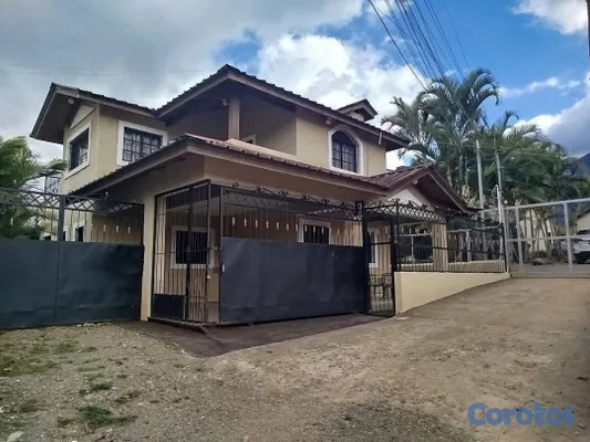 casas - casa en renta fija y por temporada, en las Auyamas Constanza! 3