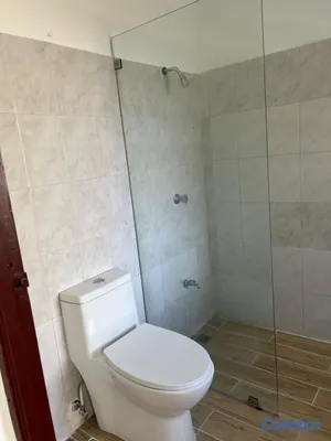 apartamentos - se alquila apartamento ubicado en la Urb. Máximo Gómez, Santo Domingo Norte 6