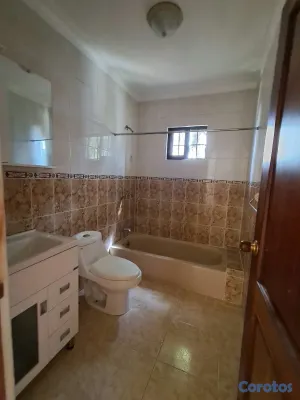 apartamentos - vendo renacimiento piso 4 con terraza tres habitaciones dos baños dos parqueos  11