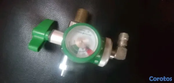 Artículos Deportivos - Regulador tanque de Oxígeno Profesional Precision Medical - Alto Flujo 15LPM 5