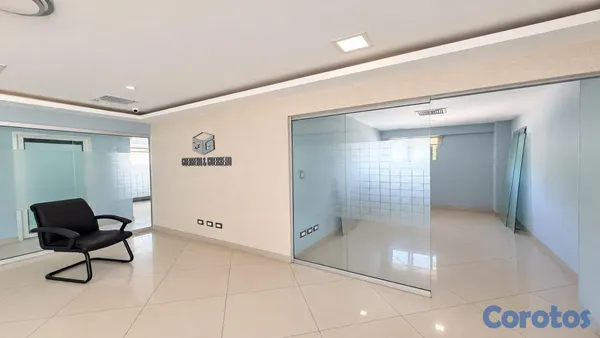oficinas y locales comerciales - Alquilo local comercial en evaristo 6