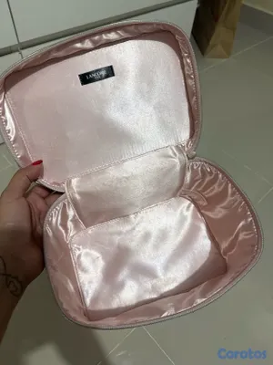 ropa para mujer - porta cosmeticos 5