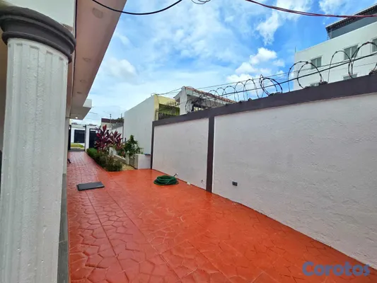 casas - Casa en Alquiler Amueblado en San Isidro  7