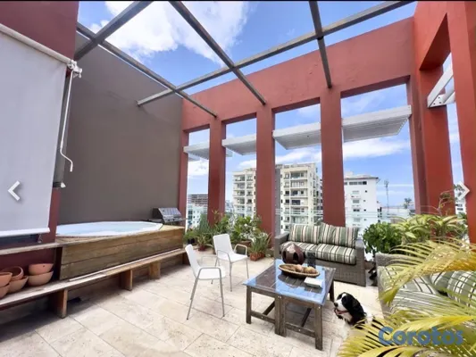 apartamentos - vendo Evaristo Morales PH 4 habitaciones con baño una convertida en estudio 3 pa 5