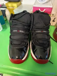 USADO COMO NUEVO JORDAN.