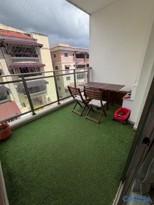 vendo en el millón piso 4 dos habitaciones 2.5 baños dos parqueos balcón servici