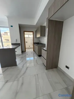 apartamentos - vendo en el millón piso 4 nuevo dos habitaciones 2.5 baños dos parqueos servicio 12