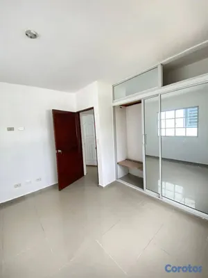 apartamentos - Se vende Apartamento de Dos Habitaciones 1 Baños En Las Americas,  Los Frailes 1 7