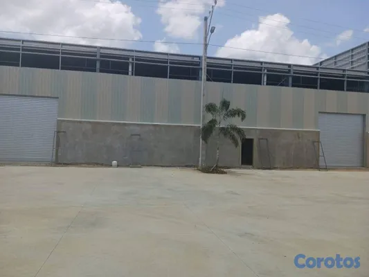 oficinas y locales comerciales - Nave en Alquiler Autopista Duarte Próximo Autopist 8