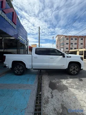 jeepetas y camionetas - 2022 GMC Sierra 1500 AT4 8
