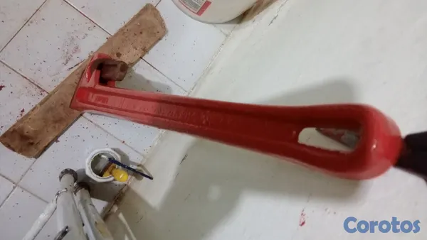 construccion e industrial - Llave Stilson GIGANTE, 36" para tubos y tuercas de hasta 6 y 7 pulgadas  4